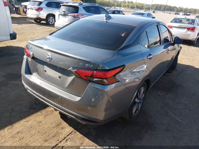2021 NISSAN VERSA SV XTRONIC CVT 3