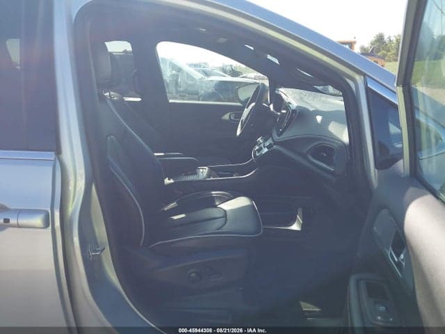 2026 CHRYSLER PACIFICA LIMITED 5
