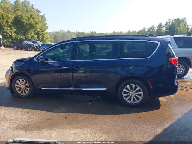 2017 CHRYSLER PACIFICA TOURING-L 15