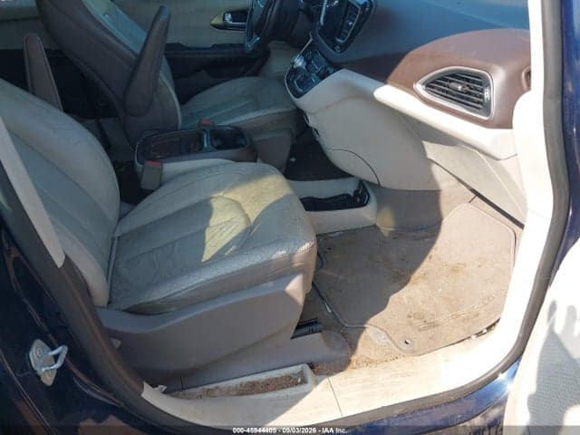 2017 CHRYSLER PACIFICA TOURING-L 5