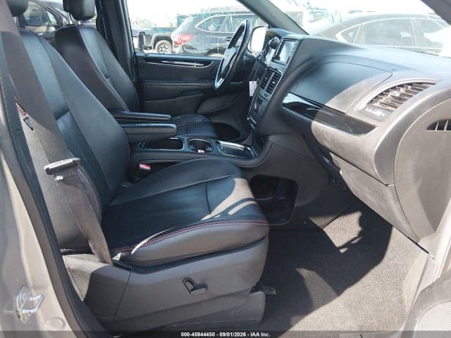 2018 DODGE GRAND CARAVAN GT 5