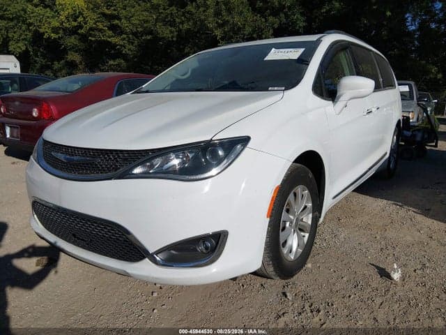 2019 CHRYSLER PACIFICA TOURING L 2