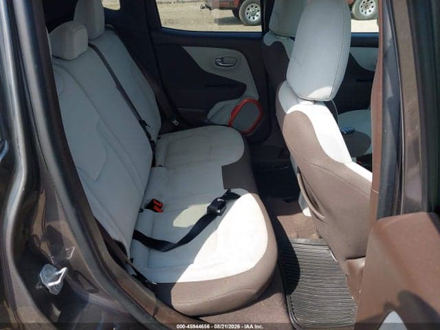 2017 JEEP RENEGADE LATITUDE 8