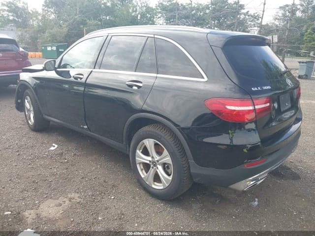 2017 MERCEDES-BENZ GLC 300 4MATIC 3