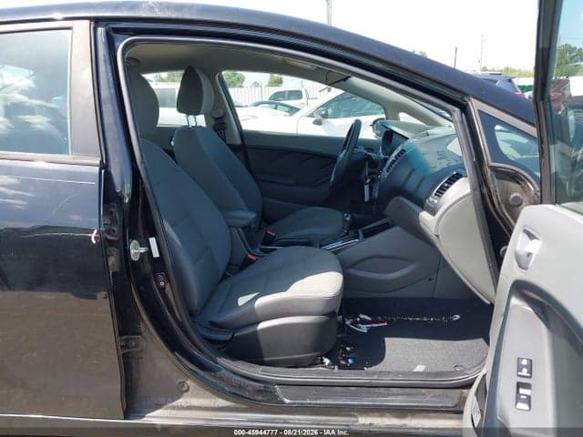 2017 KIA FORTE LX 5