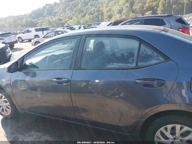 2019 TOYOTA COROLLA LE 15