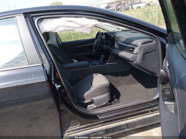 2026 TOYOTA CAMRY LE 5