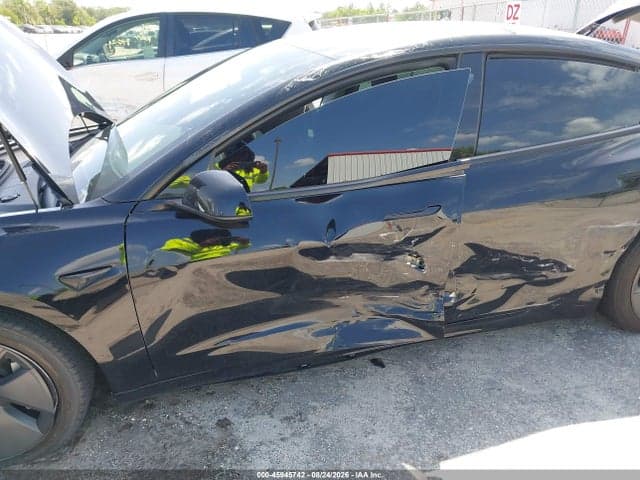 2021 TESLA MODEL 3 STANDARD RANGE PLUS REAR-WHEEL DRIVE 6