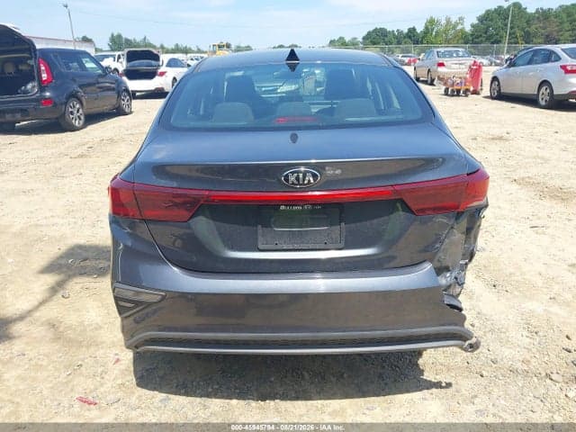 2020 KIA FORTE FE 16