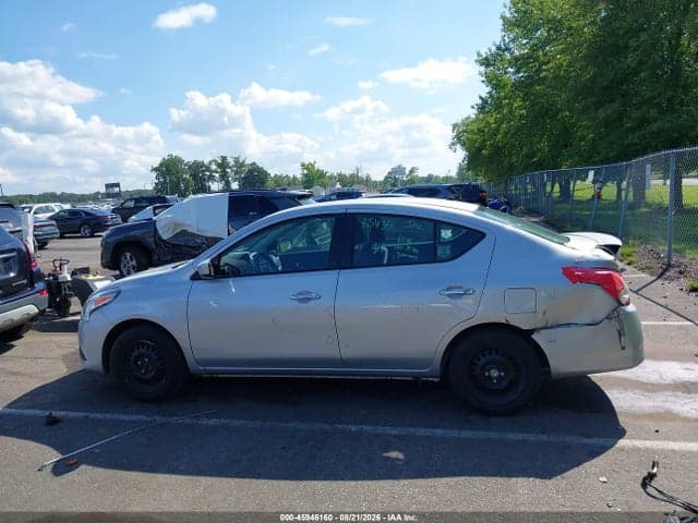 2019 NISSAN VERSA 1.6 SV 14