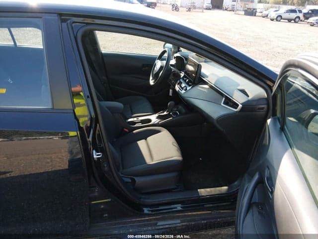 2025 TOYOTA COROLLA LE 5