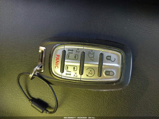 2025 CHRYSLER PACIFICA SELECT 11