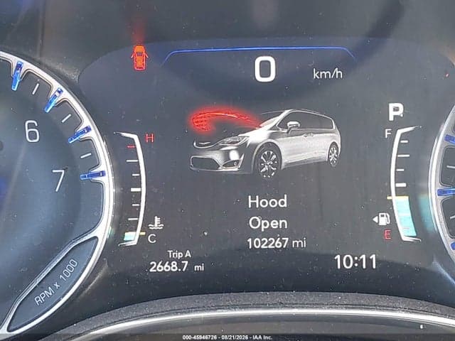 2017 CHRYSLER PACIFICA LIMITED 16