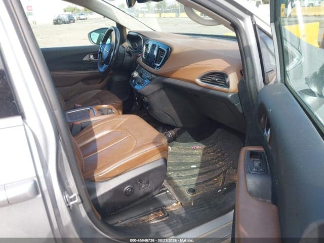 2017 CHRYSLER PACIFICA LIMITED 5