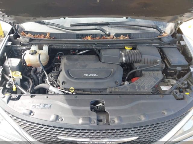 2017 CHRYSLER PACIFICA LIMITED 10