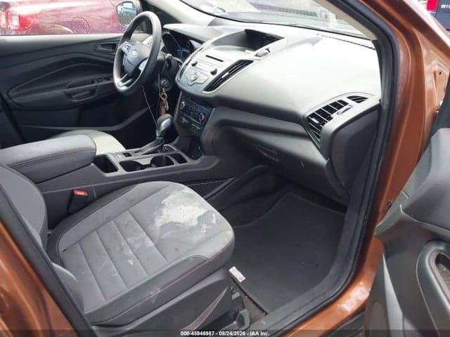 2017 FORD ESCAPE S 5