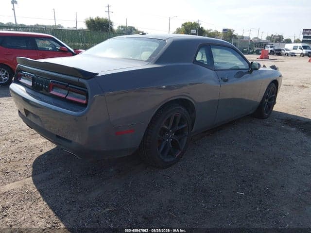 2019 DODGE CHALLENGER SXT 4