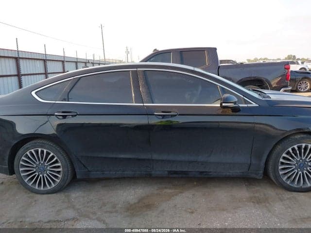 2017 FORD FUSION SE 13