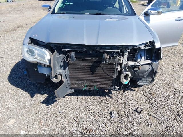 2018 CHRYSLER 300 LIMITED 6