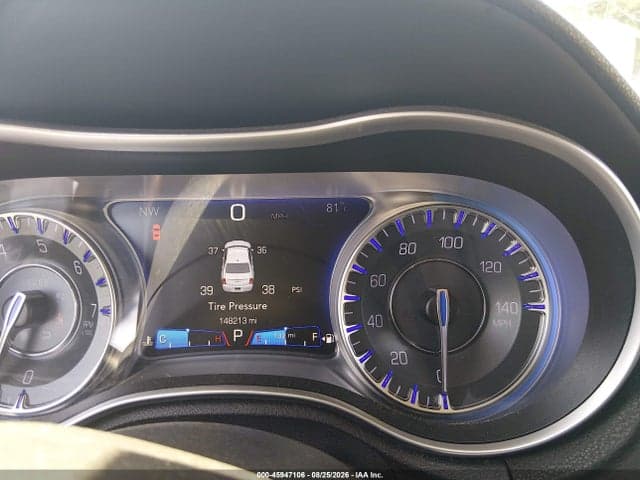 2018 CHRYSLER 300 LIMITED 7