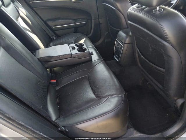 2018 CHRYSLER 300 LIMITED 8