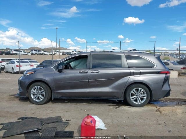 2023 TOYOTA SIENNA PLATINUM 14
