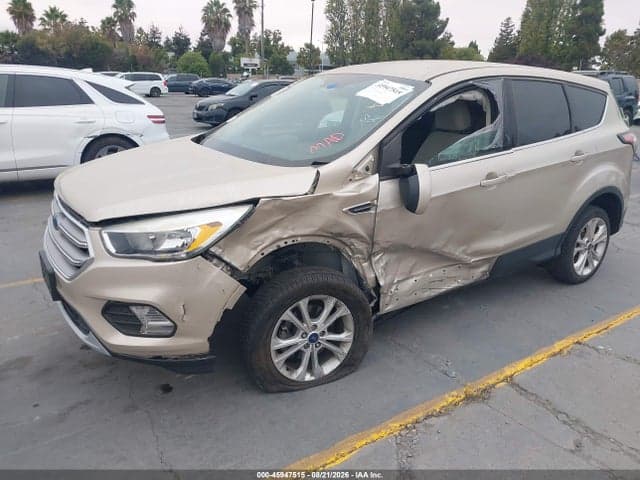 2017 FORD ESCAPE SE 6