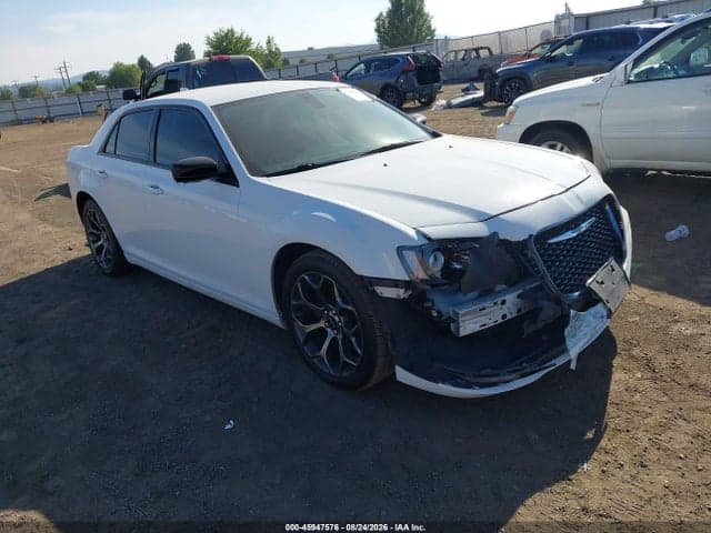 2018 CHRYSLER 300 TOURING 1