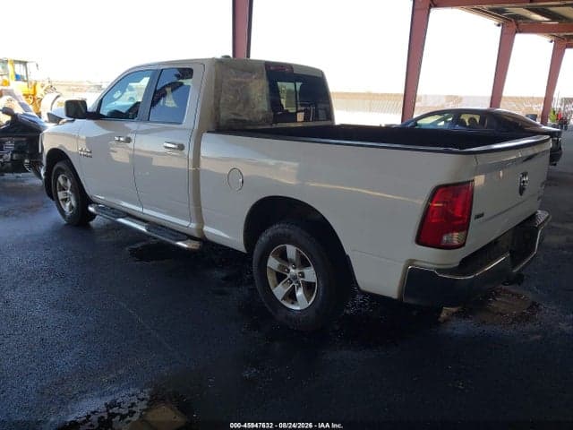 2017 RAM 1500 SLT 4X4 6'4 BOX 1