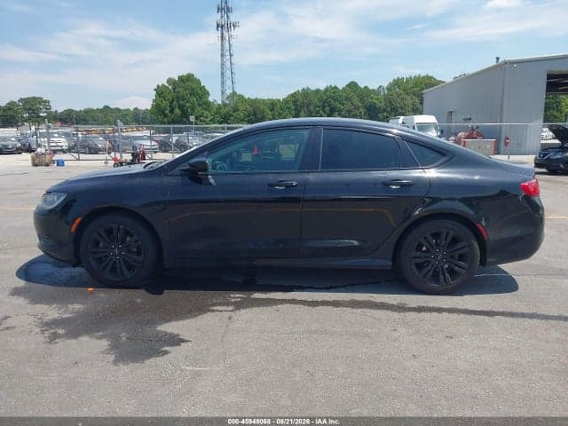 2017 CHRYSLER 200 TOURING 14
