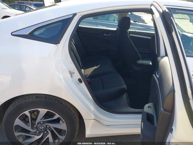 2018 HONDA CIVIC EX 8