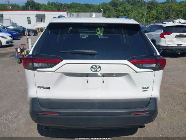 2020 TOYOTA RAV4 XLE PREMIUM 16