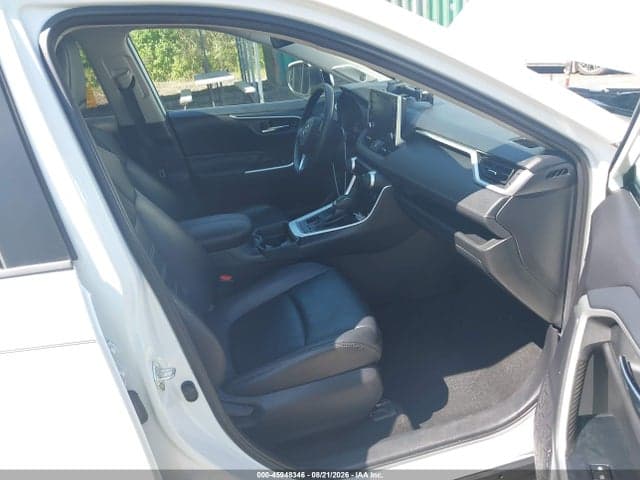 2020 TOYOTA RAV4 XLE PREMIUM 5