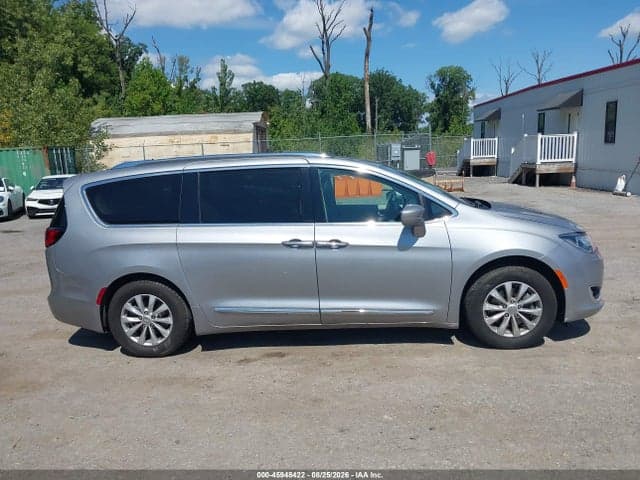 2020 CHRYSLER PACIFICA TOURING L 13