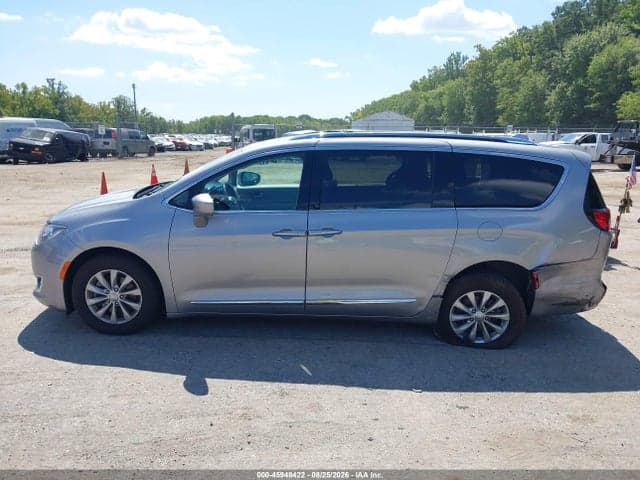 2020 CHRYSLER PACIFICA TOURING L 14
