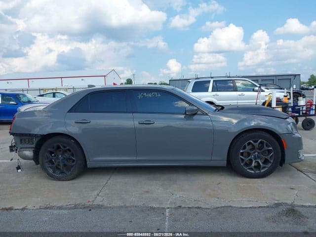 2017 CHRYSLER 300 300S AWD 13