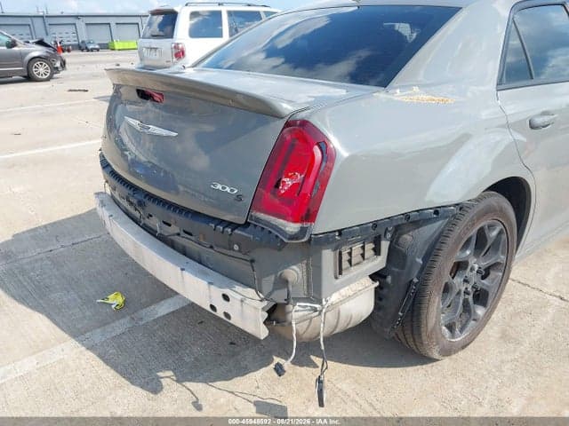 2017 CHRYSLER 300 300S AWD 19