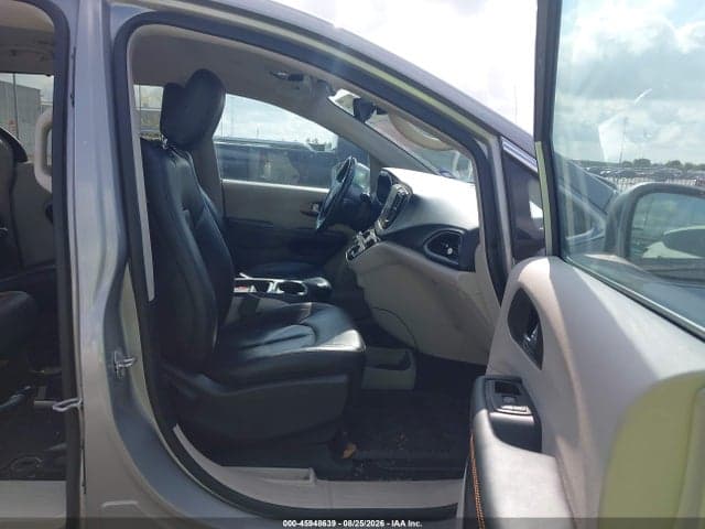 2017 CHRYSLER PACIFICA TOURING-L 5