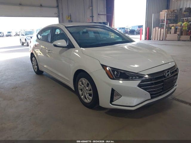 2019 HYUNDAI ELANTRA SE 1