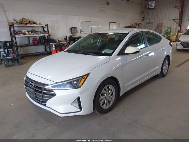 2019 HYUNDAI ELANTRA SE 2