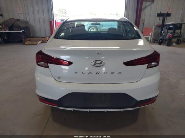 2019 HYUNDAI ELANTRA SE 21