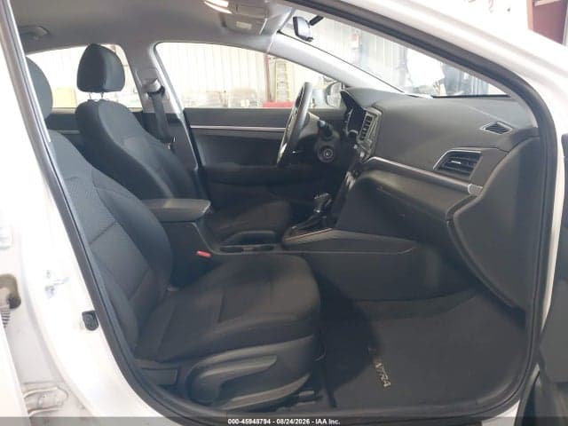 2019 HYUNDAI ELANTRA SE 5