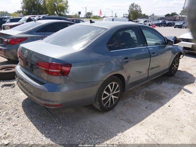 2017 VOLKSWAGEN JETTA 1.4T SE 4