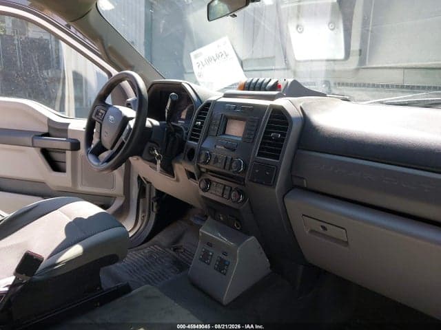 2017 FORD F-550 CHASSIS XL 5