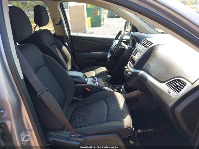 2019 DODGE JOURNEY SE 5