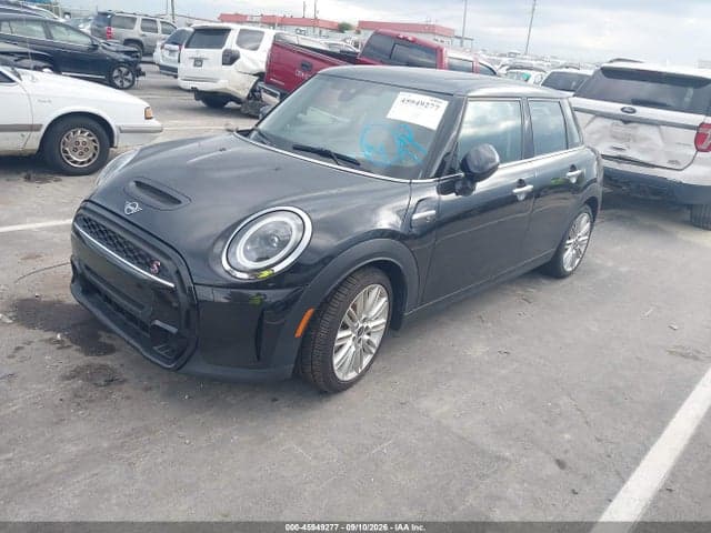 2024 MINI HARDTOP COOPER S 2