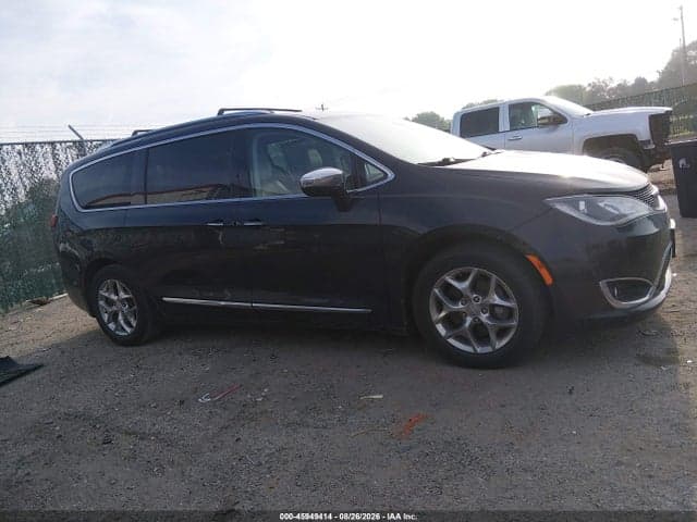 2019 CHRYSLER PACIFICA LIMITED 13