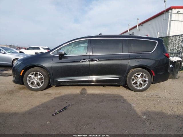 2019 CHRYSLER PACIFICA LIMITED 14