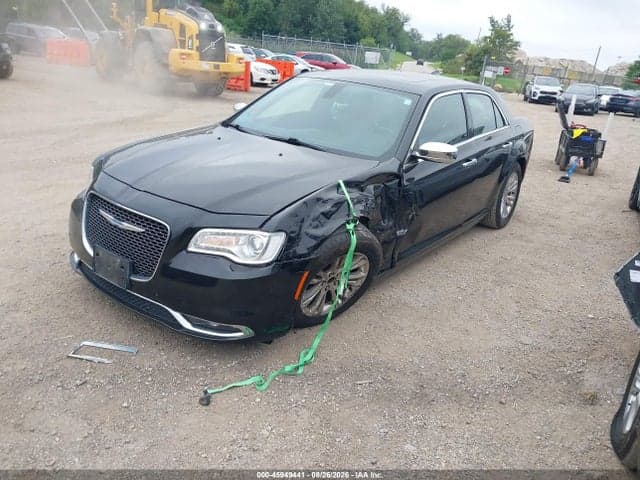 2017 CHRYSLER 300C 2