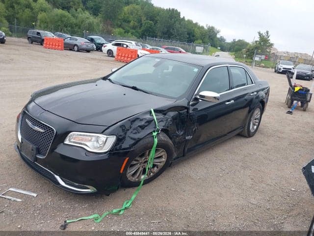2017 CHRYSLER 300C 14